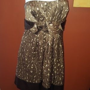 BCBG MAXAZRIA  Strapless dress